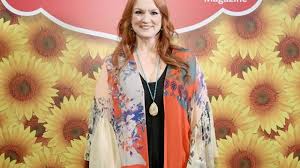 The pioneer woman monument is a bronze sculpture in ponca city, oklahoma, designed by bryant baker and dedicated on april 22, 1930. 17 Facts About Ree Drummond The Pioneer Woman Eat This Not That
