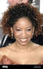 Jenesia Higgins's Instagram, Twitter & Facebook