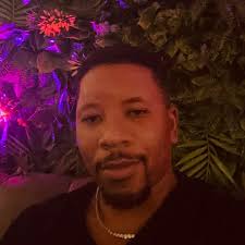 Will Queen Aminata find her way to an AEW Women's World Title shot? First  she must withstand the "Glamour" of Mariah May as the champion gives  Aminata a Championship Eliminator TONIGHT at