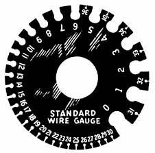 Remember, wire for low voltage landscape lighting comes in different gauges. Fio Copper Gauge 28 Pesquisa Google American Wire Gauge Gauges Wire