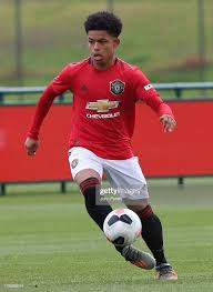 Shola shoretire born 2nd february 2004, currently him 16. 16 Year Old Nigerian Striker Shola Shoretire Signs Deal With Manchester United Lucipost