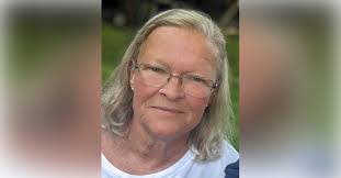 Tanya Rimmer's Instagram, Twitter & Facebook