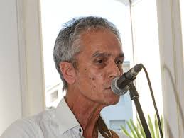 Michele Pecora: sessant'anni di emozioni tra musica e parole