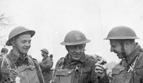 Owing to north and south america's geographical separation from the central theaters of conflict (in europe, the mediterranean and the pacific and asia) the threat of an invasion of the continental u.s. Ii Wojna Swiatowa Artykuly Nasza Historia