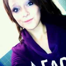 lacey lowery (@laceyxoxox)