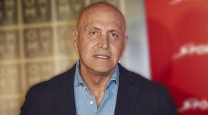 Kiko Matamoros arremete contra Carlo Costanzia: "Te voy a bajar los humos, golfo"