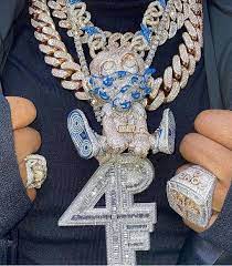 Lil tay, who made headlines after appearing at coachella alongside woah vicky. Lil Baby Fanpage On Instagram 4pf Follow Lil Baby4pfqc For More Lil Baby Content Lilbaby 4pf Myturn Rapper Jewelry Baby Jewelry Baby Chain