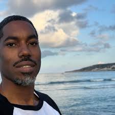 What are the differences between the 70-200 GM and GM2?