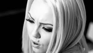 Cantareata denisa răducu, cunoscută in toata romania sub numele de denisa manelista, a încetat din viață la doar 27 de ani. Vocea Biz Denisa Manelista Archives Vocea Biz