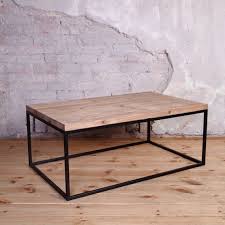 Shabby chic vintage couchtisch 120x45x60cm altholz massiv. Industrial Metal Framed Couchtisch Der Funktionelle Industrielle Design Couchtisch Couchtisch Desig Wohnzimmertische Couchtisch Holz Couchtisch Design