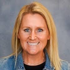 Misti Warren's Instagram, Twitter & Facebook