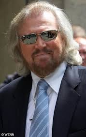 Tang tóc, The Bee Gees!