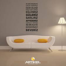 Bu Evde Gercekciyiz Duvar Yazisi Dekoratif Vinil Sticker Duvardekoru Vinilsticker Ev Dekorasyon Fikirleri Duvar Sanati Duvar