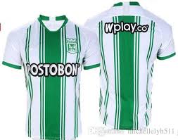 Der kolumbianische verein atlético nacional de medellín hat im spiel gegen alianza petrolera am dienstag überraschend sein neues 2021er auswärtstrikot vorgestellt. Grosshandel 2020 Camiseta De Atletico Nacional Fussball Trikots 20 21 Hernan Barcos Jarlan Barrera Perlaza Fussball Hemden Der Manner Fussball Uniformen Von Michellelyh511 18 17 Auf De Dhgate Com Dhgate