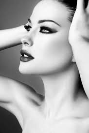 Whitney Diaz Adli Kullanicinin The Model Archives Panosundaki Pin Makyaj Yuzler Kadin