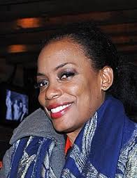 Aunjanue Ellis-Taylor