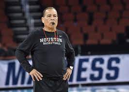 Coach sampson speaks with members of the media saturday morning before practice.he gives an update on senior guard dejon jarreau. Ncaa Violations Forced Him Out At Iu Kelvin Sampson Now Thriving At Houston