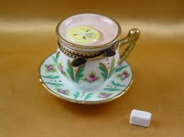 Cup Of Tea Lemon Limoges Boxes And Figurines Limoges Factory Co Limoges Boxes Tea Cups Trinket Boxes