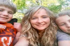 Fundraiser for Danielle Pierce by Mark LeBlanc : Pierce Family's Tragic  Home Fire