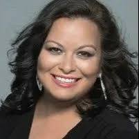 Amanda Cumberland's Instagram, Twitter & Facebook