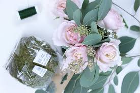 Weihnachtsdeko mit moos weihnachten moos und deko. 1001 Ideen Fur Blumengestecke Selber Machen