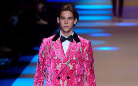 Pierce brosnan age pierce was born on may 16, 1953, our lady of lourdes hospital, drogheda, ireland. Paris Brosnan Bio Age Family Facts About Pierce Brosnan S Son Networth Height Salary