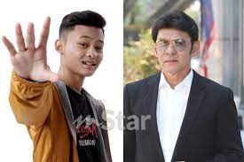 Anak kepada penyanyi legenda, jamal abdillah, yamani berkongsi cerita apa reaksi bapanya selepas dia tersingkir dari big. Anak Jamal Abdillah Zaki Yamani Enggan Tumpang Populariti Bapa Jarang Tengok Baba Nyanyi Dia Pun Baru Tahu Saya Ada Lagu Hiburan Mstar