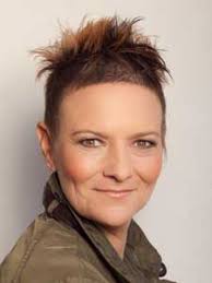 Maybe you would like to learn more about one of these? Undercut Stylen Frisuren Tipps Fur Frauen Manner