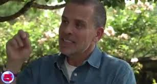 Hunter Biden rages against Trump deportations in Psychotic YouTube  interview‼️ In a completely unhinged YouTube interview, Hunter Biden lashed  out at Americans who oppose illegal immigration — using F-bombs and spewing  bizarre