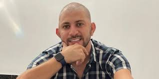 Jun 22, 2021 · joão luiz foi o 12º eliminado do bbb 21: Caio Do Bbb 21 Passa Por Transplante Capilar Para Acabar Com A Calvicie Qualidade De Vida