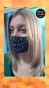 Mónica tenía reflejos naranjas...