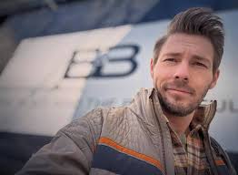 Aside from my smile 😊be honest sweetheart what else do you love♥️ about me?