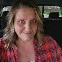 Lisa Laferriere's Instagram, Twitter & Facebook