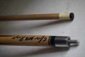 Efren bata manalang reyes old plh is a filipino professional pool player. Pool Cue Signed By Efren Bata Reyes Sports Billiards And Bowling On Carousell