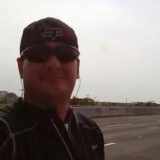 Alberto Deras (@YoSoyAlbertico)