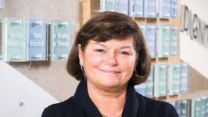 Business of the Year spotlight: Ohio's Hospice of Dayton President Mary  Murphy (Executive)