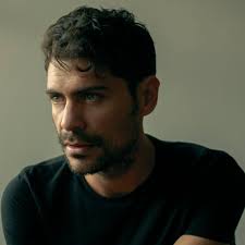 Guillermo Collard agregó una foto nueva.