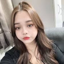 多年前也是因為有送遙控車，想說可以給小孩玩才讓他們來，起初介紹商品都很正常，介紹到一半開始探我們的隱私，做什麼工作？收入大概多少？後來發現我們購買意願不高之後，就開始冷嘲熱諷，印象深刻有一句是「如果說買了我們的機器會讓你們生活陷入困境變成三餐只能吃泡麵  ...