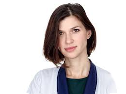 Ofera explicatii in detaliu despre problemele cu care ajungi la dumnealui si intotdeauna tratamentul pe care il ofera are rezultate. Dermatologie Clinica Medicum