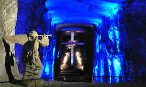 See tripadvisor's 7,168 traveler reviews and photos of zipaquira tourist attractions. Colombia Zipaquira Magical Underground Catedral De Sal Vagabundler