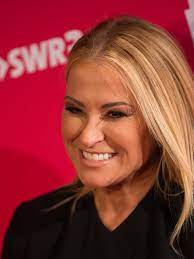 Blige, dixie chicks, and stevie nicks for vh1 divas las vegas in 2002 and she also contributed the song love is a crime to the chicago soundtrack. Anastacia Wikipedia