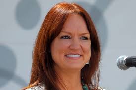 The Pioneer Woman': Ree Drummond Says It Took Her 5 Seconds to Say Yes to  Acting