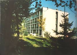 Első étkezés csütörtök ebéd, utolsó étkezés vasárnap ebéd. Elhagyatott Horrorudulo A Balatonnal Szellemvarosok Magyarorszagon