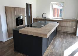 Kitchen design service that will exceed your expectations in every way. Design Kuche In Holz Und Glas Mega Kuchenwelten Schone Kuchen Gut Gunstig