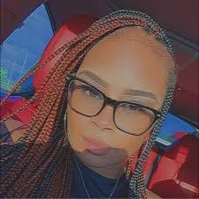 Nicole Minniefield's Instagram, Twitter & Facebook