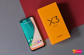 The realme x3 superzoom mixes 2019 and 2020 smartphone parts in an affordable package. Realme X3 Superzoom Das Spannende Semi Flaggschiff Mit 60x Periskop Zoom Kamera Kommt Notebookcheck Com News