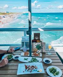 Hollywood, FL Travel Guide