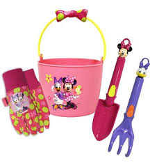 Disney Minnie Mouse Bucket And Garden Tool Set Combo Pack My14p03 Size Kids To View Further For This Item Visit Th Garden Tool Set Minnie Toys Minnie Mouse