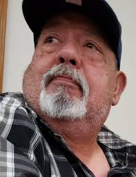 Carlos Belanger's Instagram, Twitter & Facebook