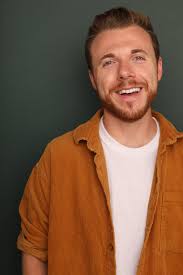 Hunter Smith — Azuka Theatre